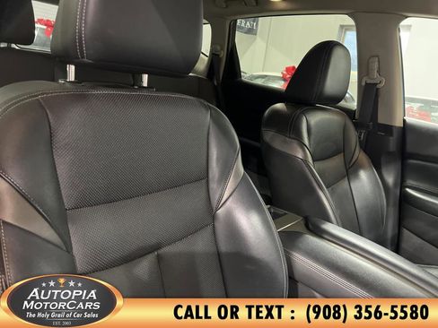 Used 2016 Nissan Murano S image 14