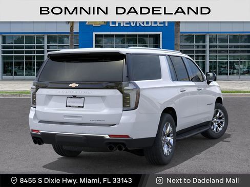 New 2026 Chevrolet Suburban Premier image 5