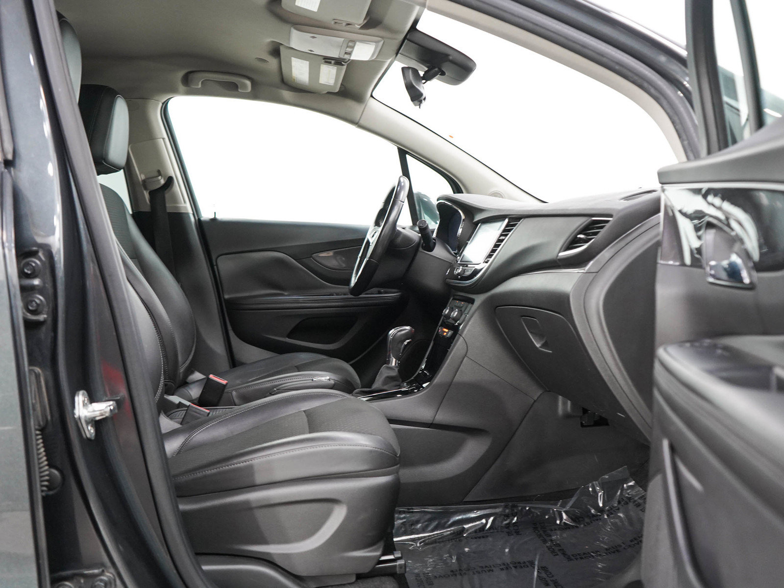 Used 2018 Buick Encore Preferred AWD/4WD image 11