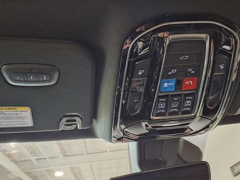 New 2026 Jeep Grand Wagoneer Summit AWD/4WD image 12