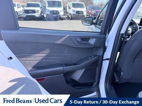 Certified 2022 Ford Escape SE w/ Convenience Package AWD/4WD image 18