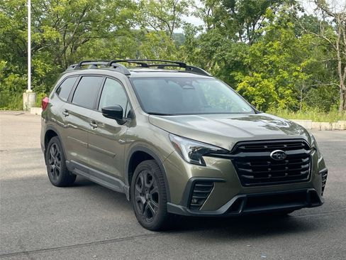 Used 2024 Subaru Ascent Onyx Edition AWD/4WD image 5