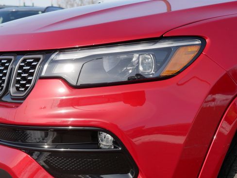 Used 2024 Jeep Compass Limited w/ Driver Assist Group I image 16