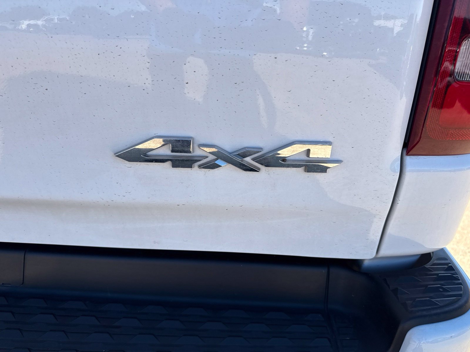 Used 2022 RAM 1500 Laramie AWD/4WD image 11