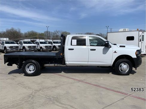 Used 2024 RAM 3500 Tradesman AWD/4WD image 5