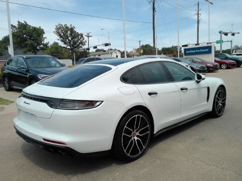 Used 2022 Porsche Panamera Platinum Edition RWD image 6