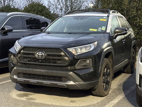 Used 2020 Toyota RAV4 TRD Off-Road image 3