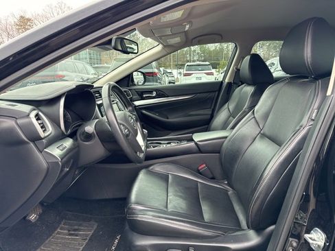 Used 2020 Nissan Maxima 3.5 SV w/ Floor Mat Group image 7