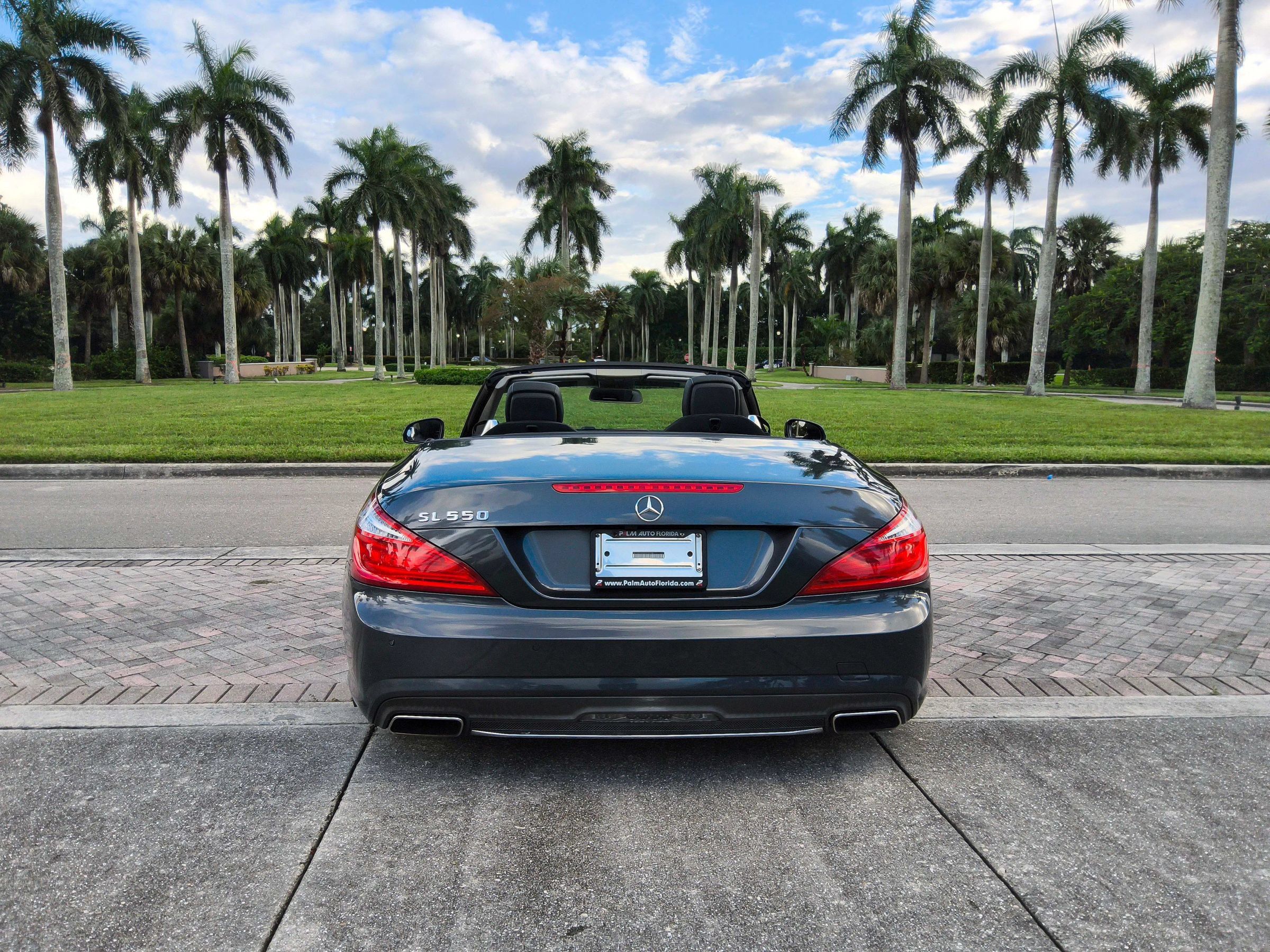 Used 2014 Mercedes-Benz SL 550 image 15
