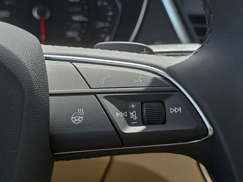 Certified 2023 Audi Q5 2.0T Premium w/ Convenience Package image 16