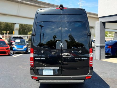 Used 2015 Mercedes-Benz Sprinter 3500 image 4