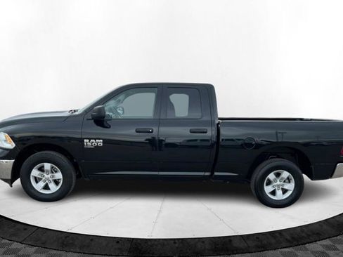Used 2024 RAM 1500 Classic SLT image 2