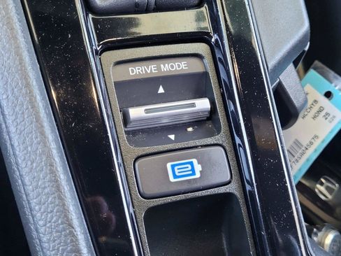 Used 2025 Honda Accord Sport image 15
