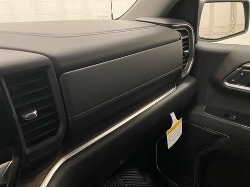 New 2026 Chevrolet Silverado 1500 LT w/ Z71 Off-Road Package AWD/4WD image 25