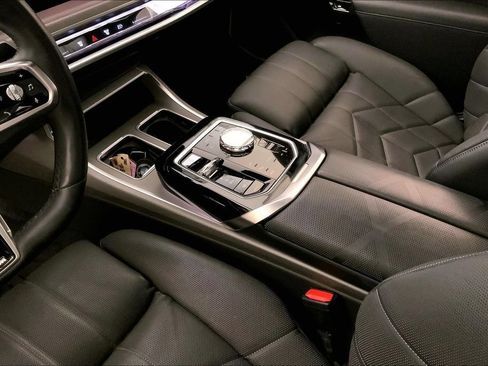 Certified 2023 BMW 760i xDrive AWD/4WD image 22