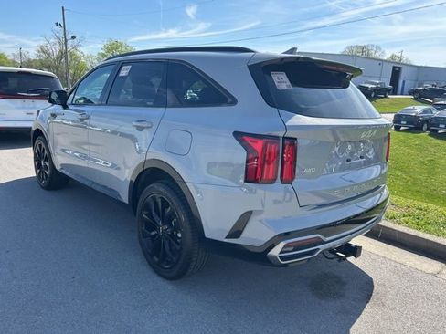 Used 2022 Kia Sorento SX AWD/4WD image 4
