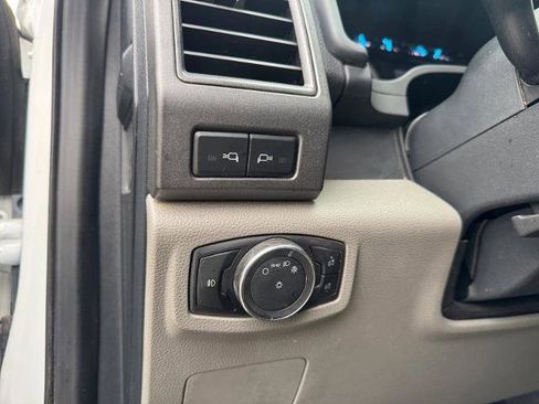 Used 2022 Ford F350 XL w/ Power Equipment Group image 28