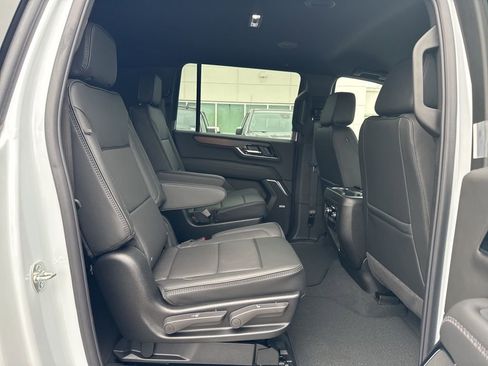 New 2026 GMC Yukon XL Denali AWD/4WD image 28