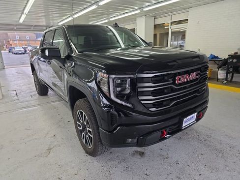 New 2026 GMC Sierra 1500 AT4 w/ Technology Package image 7