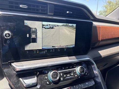 Used 2022 GMC Sierra 1500 Denali w/ Denali Reserve Package AWD/4WD image 20