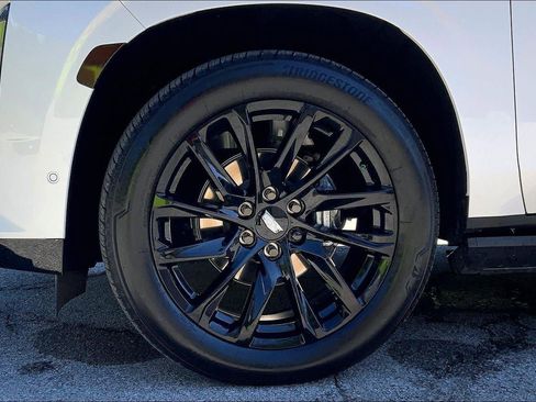 Certified 2024 Cadillac Escalade Sport w/ LPO, ONYX Package AWD/4WD image 9