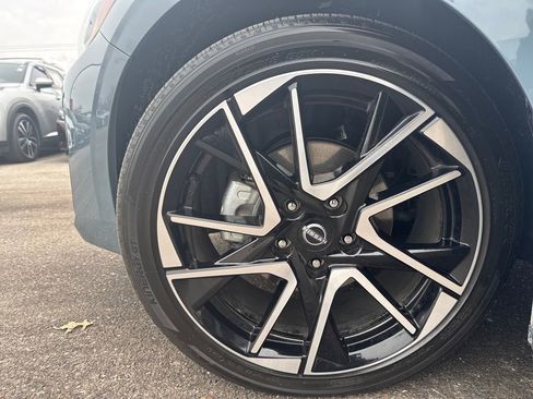 Certified 2025 Nissan Sentra SR w/ SR Premium Package image 28