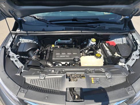 Used 2019 Chevrolet Trax LT FWD image 15