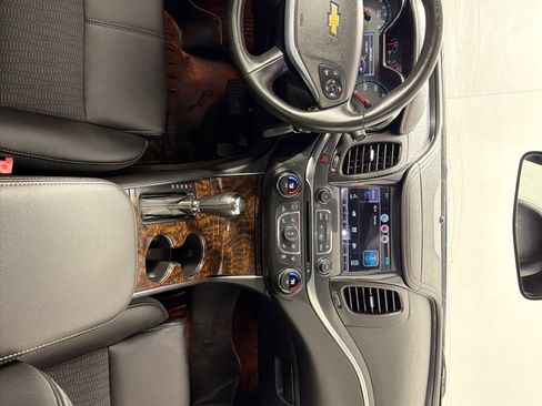 Used 2014 Chevrolet Impala LT image 23