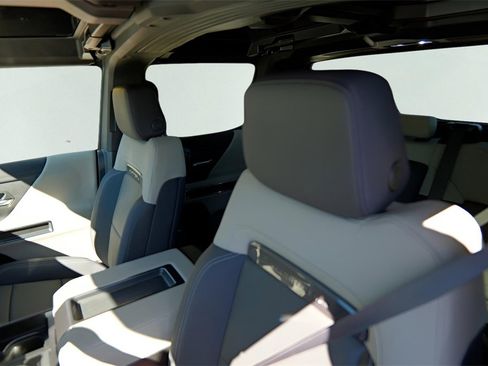 New 2026 GMC Hummer EV 4x4 Crew Cab image 10