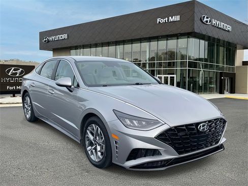 Used 2023 Hyundai Sonata SEL image 1