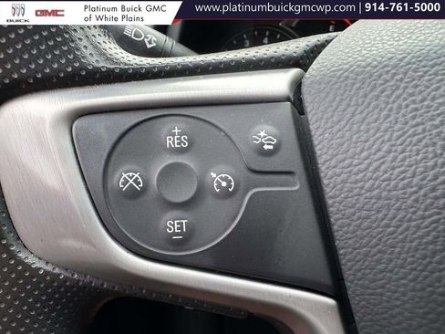 Used 2022 GMC Terrain SLE image 26