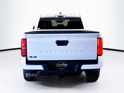 Used 2024 Toyota Tacoma TRD Off-Road AWD/4WD image 7