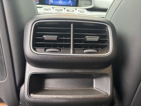 Used 2024 Mercedes-Benz GLE 350 4MATIC image 20