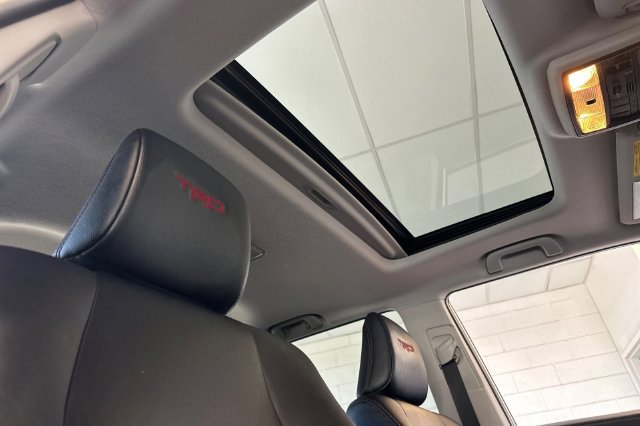 Certified 2023 Toyota 4Runner TRD Off-Road Premium w/ Moonroof Package AWD/4WD image 21