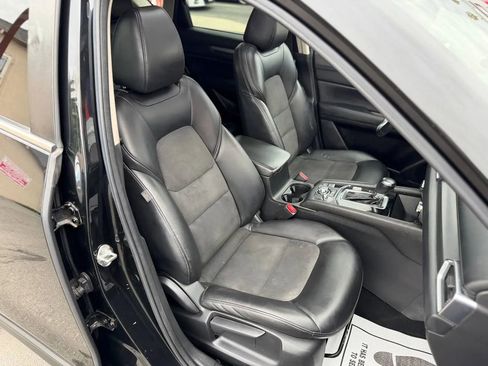 Used 2018 MAZDA CX-5 Touring w/ Preferred Equipment Package FWD image 35