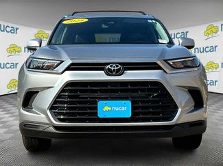 Used 2024 Toyota Grand Highlander XLE video 2