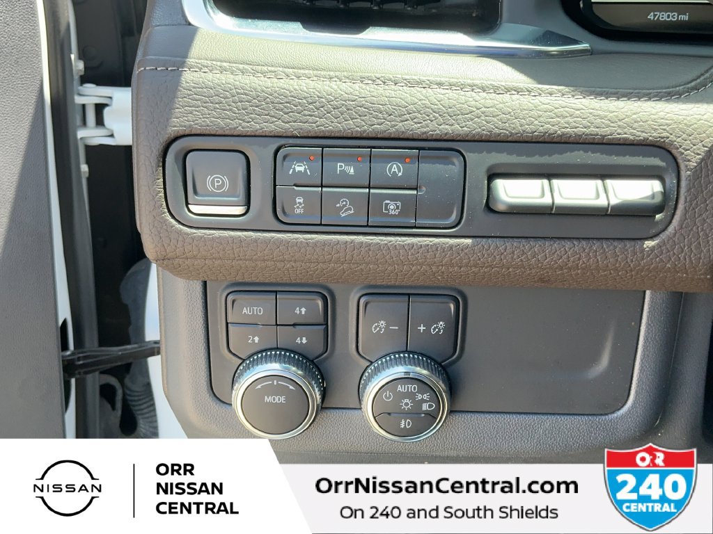 Used 2023 GMC Yukon XL Denali AWD/4WD image 21