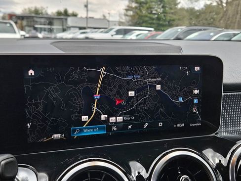 Used 2020 Mercedes-Benz GLB 250 4MATIC image 19
