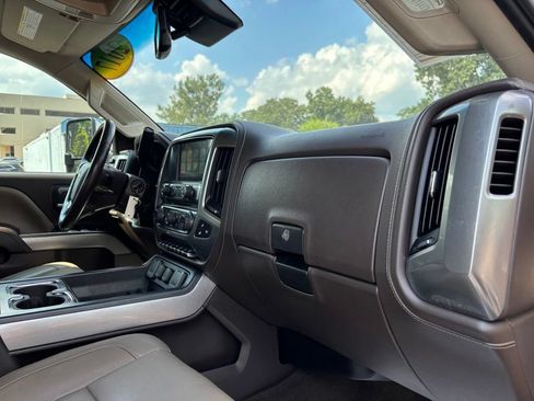 Used 2017 Chevrolet Silverado 2500 LTZ w/ Duramax Plus Package AWD/4WD image 23
