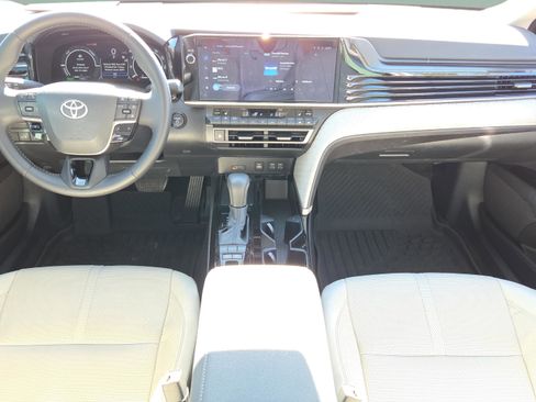 Certified 2025 Toyota Camry XLE image 15