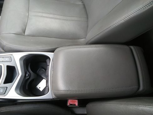 Used 2011 Cadillac SRX Luxury FWD image 13