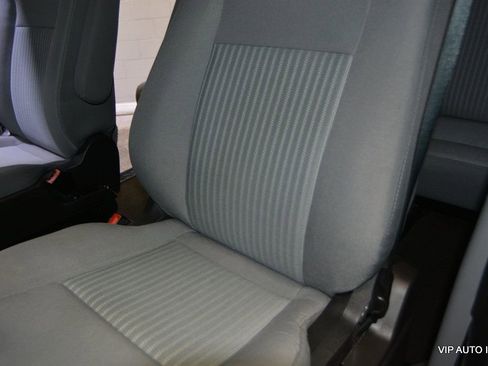 Used 2017 Ford Transit 350 XLT image 12