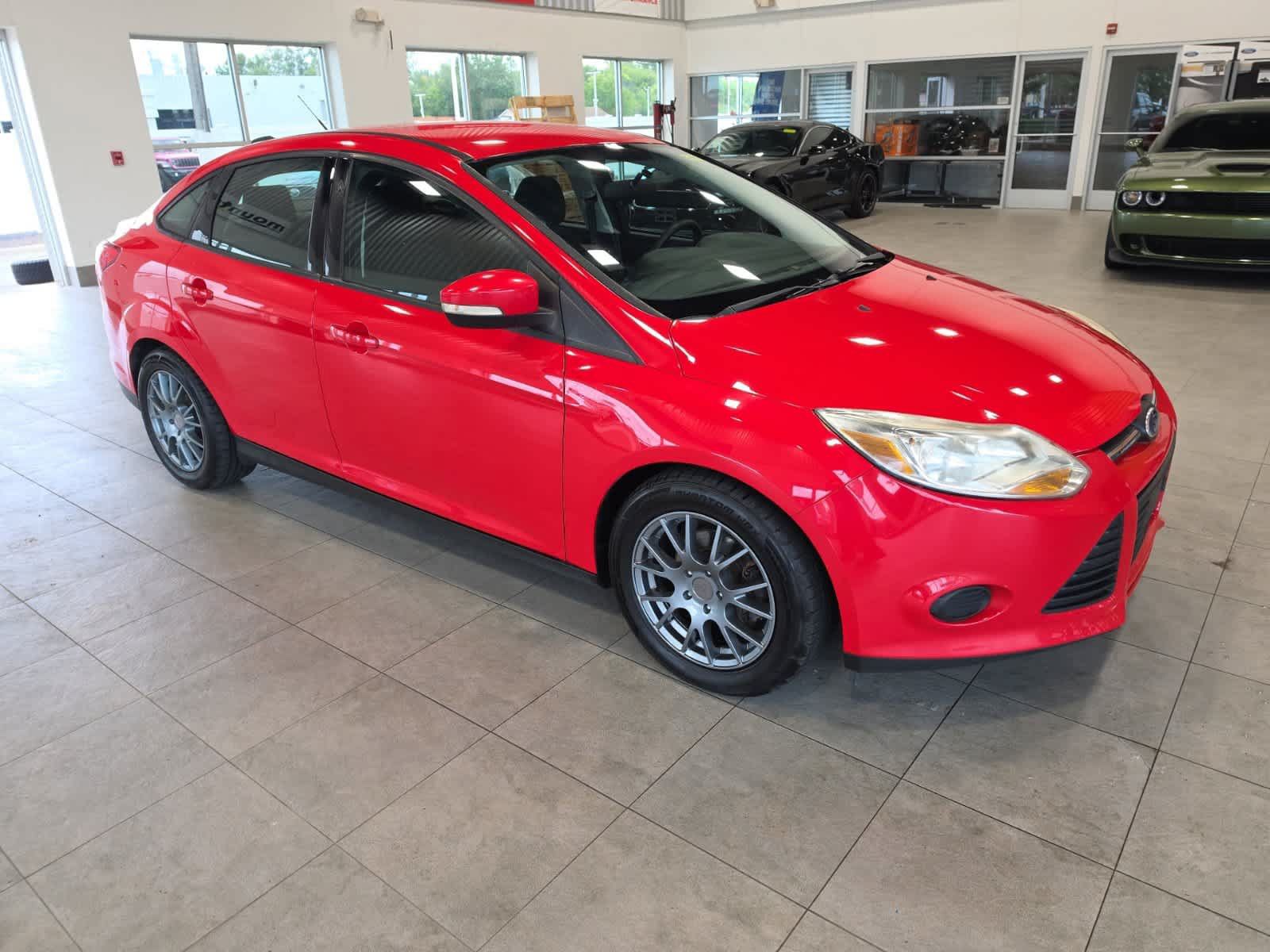 Used 2014 Ford Focus SE FWD image 4