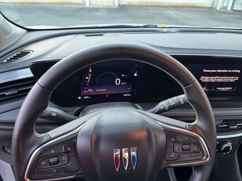 Used 2025 Buick Encore GX Preferred image 28