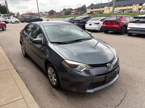 Used 2016 Toyota Corolla LE FWD image 7