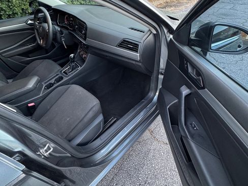 Used 2019 Volkswagen Jetta S w/ Driver Assistance Package image 16