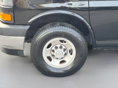 Used 2024 Chevrolet Express 2500 Work Van w/ Driver Convenience Package image 27