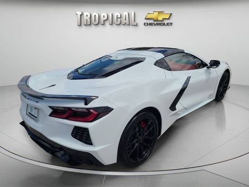 Used 2027 Chevrolet Corvette Stingray Coupe RWD image 5