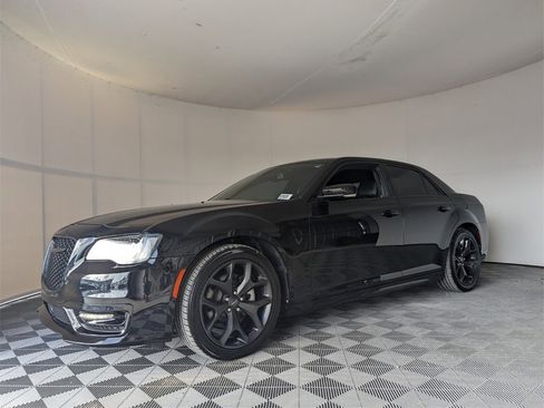 Used 2021 Chrysler 300 S w/ S Model Appearance Package image 4