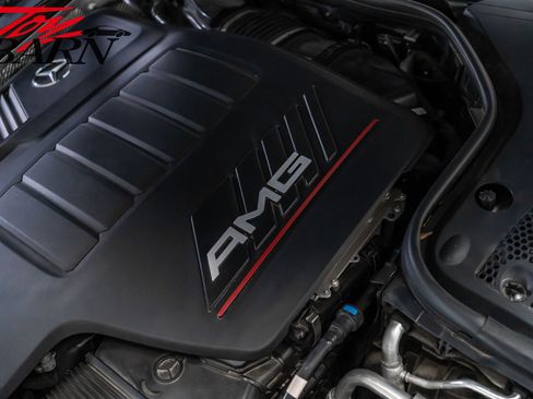 Used 2021 Mercedes-Benz AMG GT 43 image 54